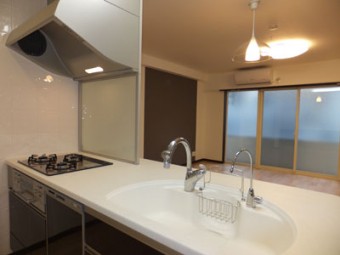 会話の弾むダイニング中心の生活に 会話の弾むダイニング中心の生活に